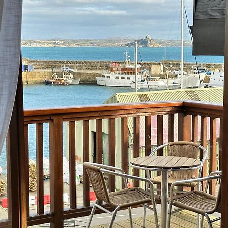 Penthouse 3 - Spacious Harbourside Apartment With Stunning Sea Views Penzance Exterior foto