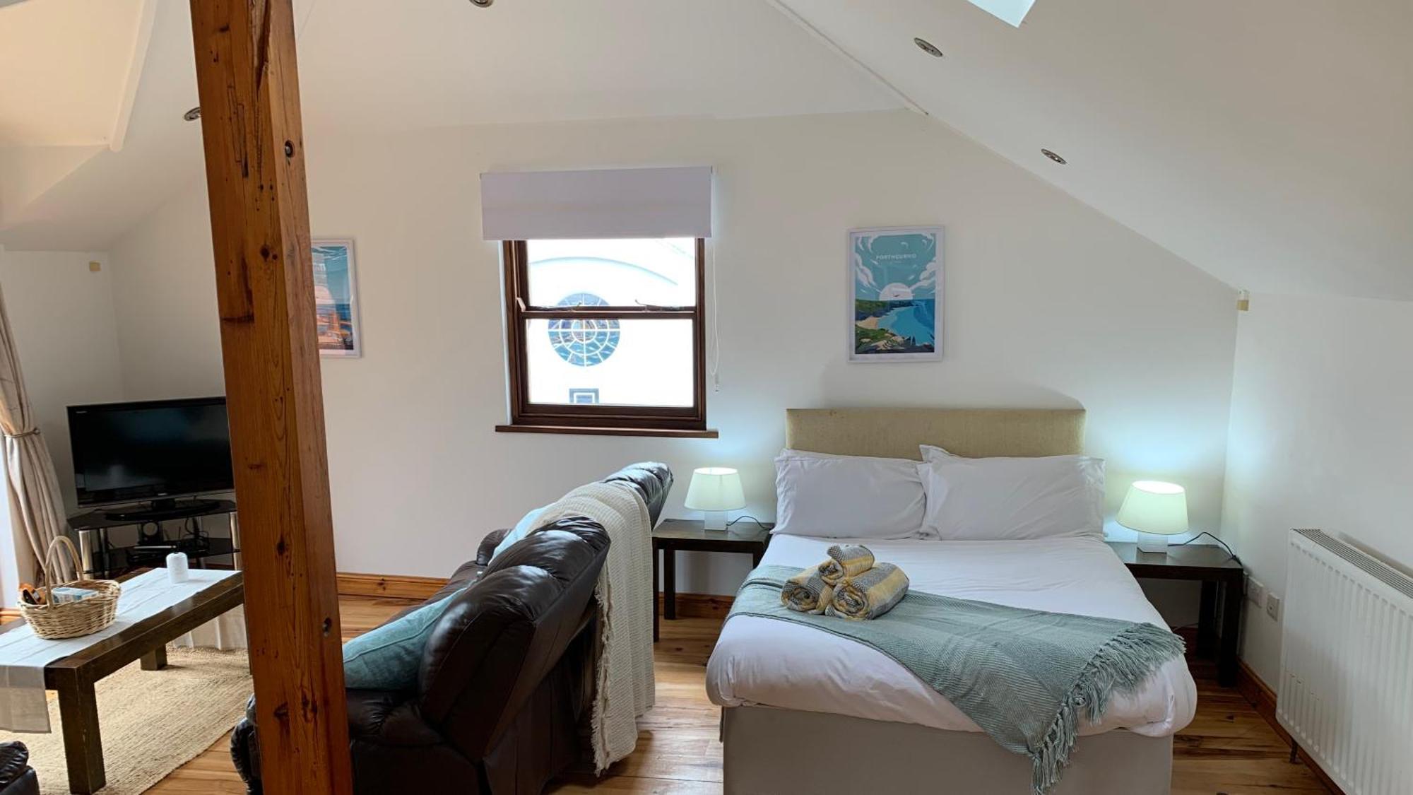 Penthouse 3 - Spacious Harbourside Apartment With Stunning Sea Views Penzance Exterior foto